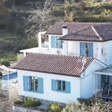 וילה Koko Vacation In Croatia